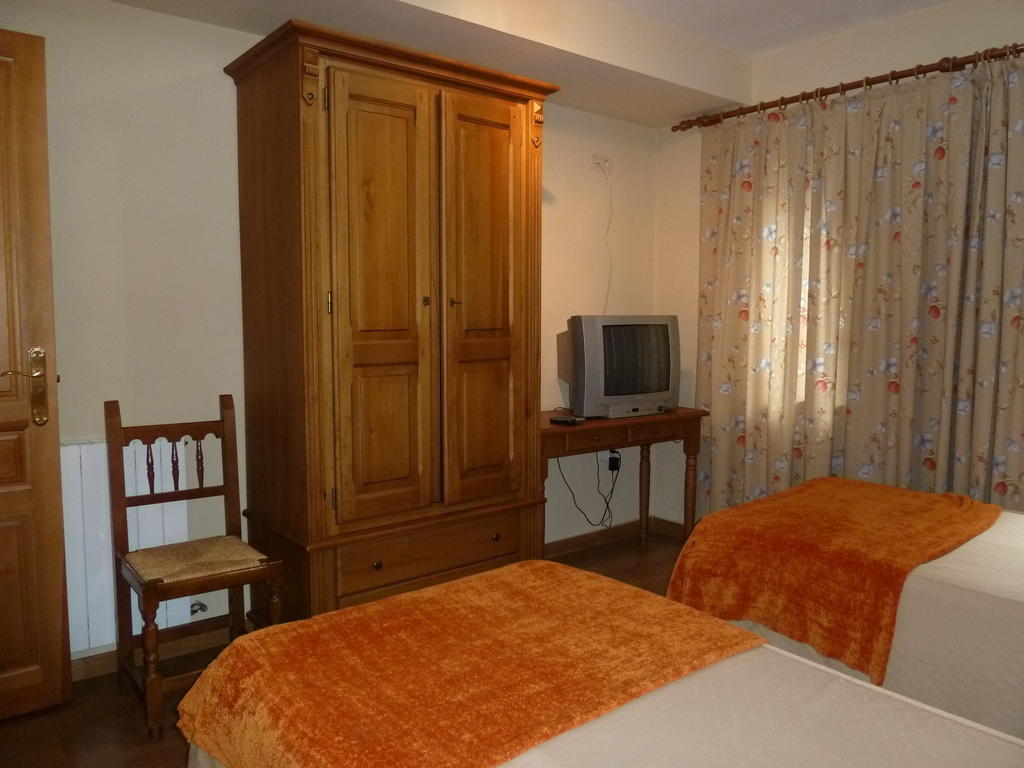 Apartahotel Faure Сальєнт-де-Гальєго Екстер'єр фото